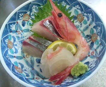 シマアジ